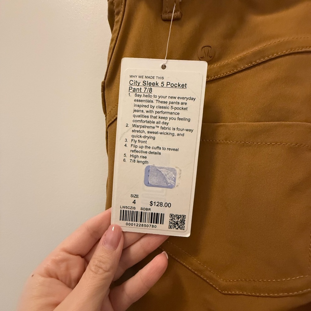 Lululemon city sleek 5 pocket pant 7/8 - Picture 3 of 3